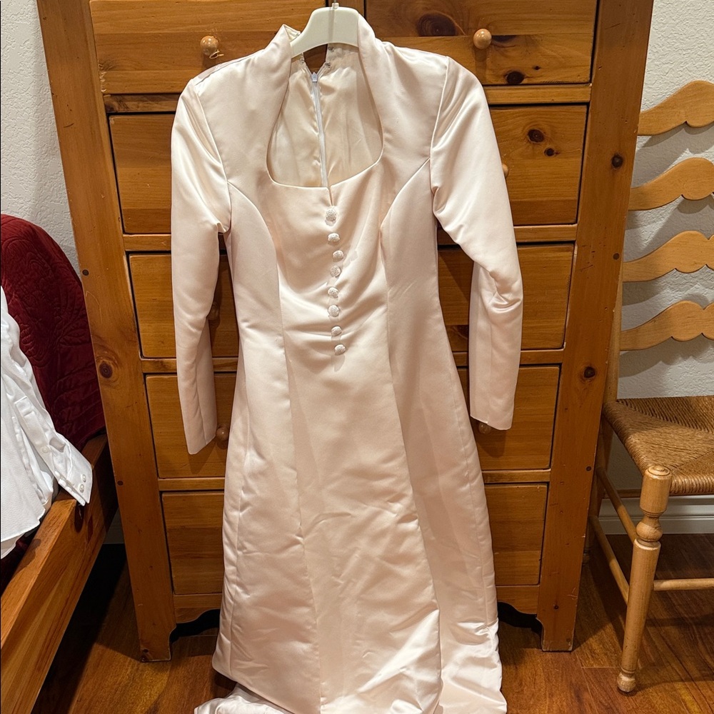 Elegant Cream Maxi Dress